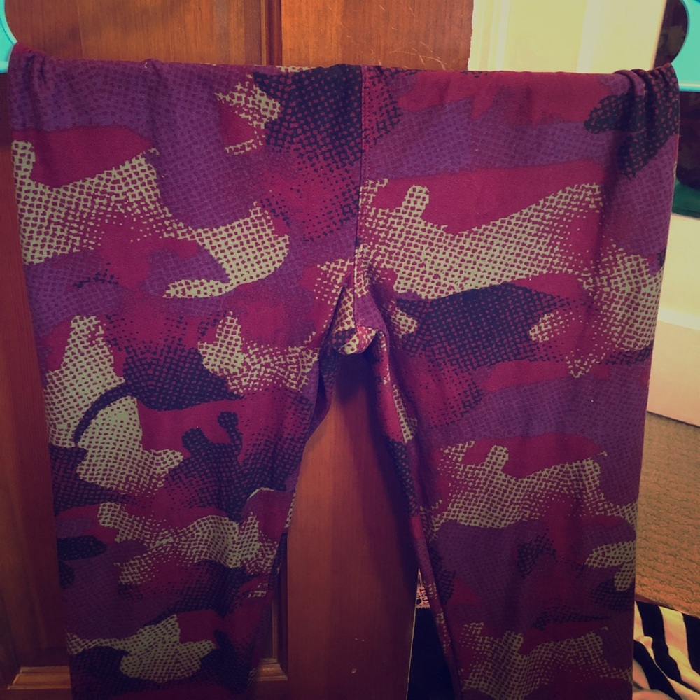 Lularoe OS dachshund leggings